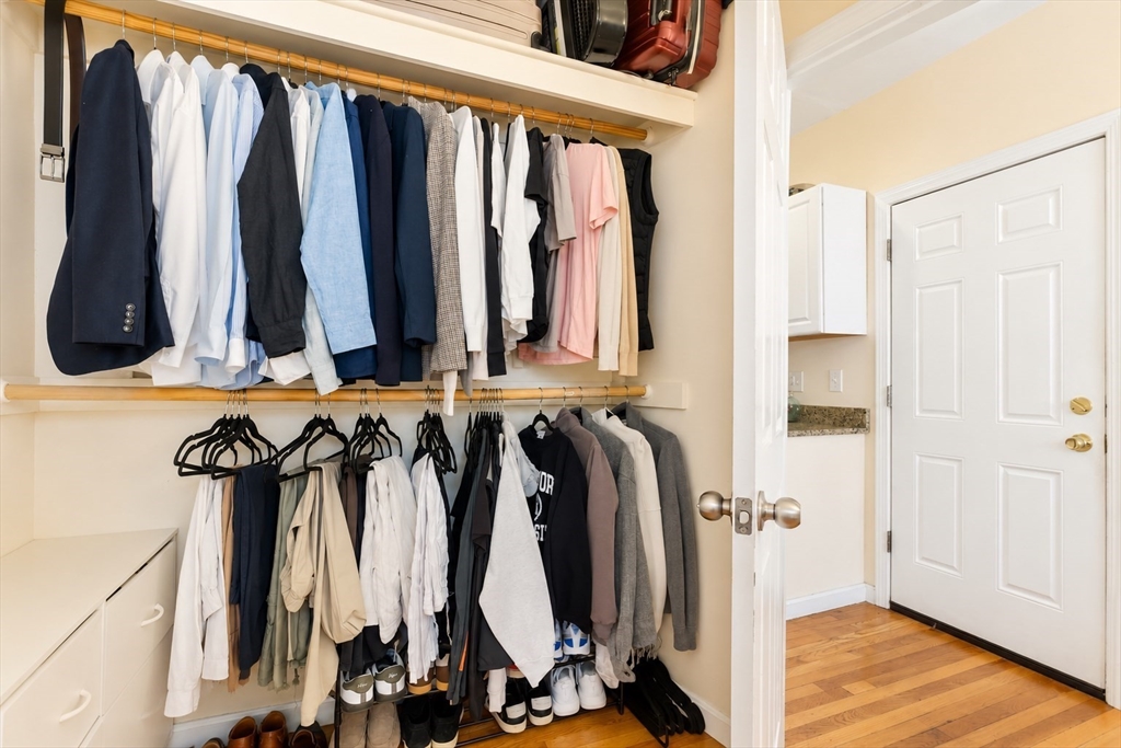 28 Phillips Street, Unit 3 Boston, MA 02114 - Photo 12 of 15