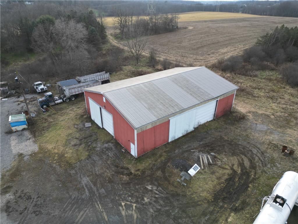 121 Powell Road Butler, PA 16002 - Photo 5 of 49