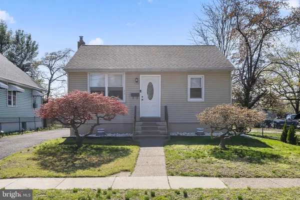 $320,000 | 61 Alden Avenue, Delran, NJ 08075