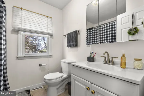 $320,000 | 61 Alden Avenue, Delran, NJ 08075