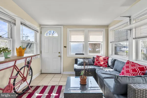 $320,000 | 61 Alden Avenue, Delran, NJ 08075