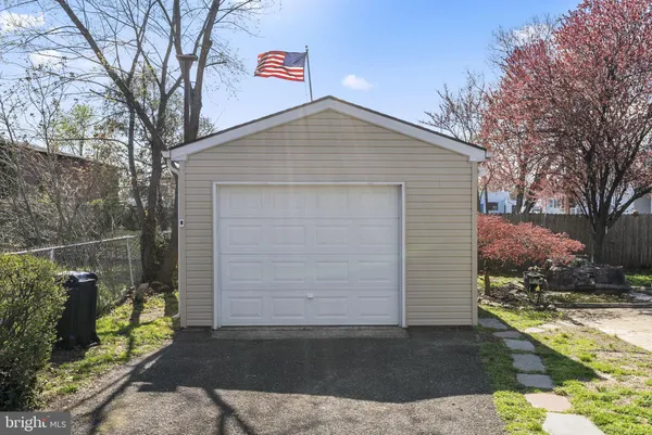 $320,000 | 61 Alden Avenue, Delran, NJ 08075
