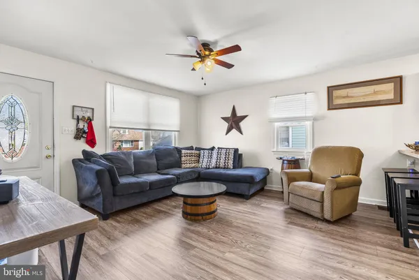 $320,000 | 61 Alden Avenue, Delran, NJ 08075