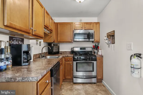 $320,000 | 61 Alden Avenue, Delran, NJ 08075