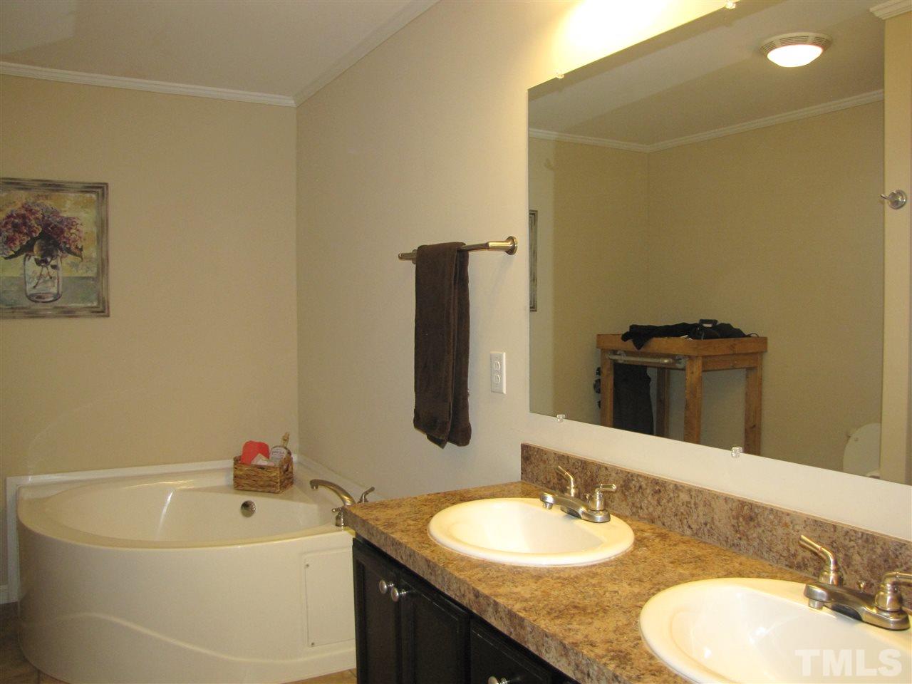 1150 Baker Farm Road Burlington, NC 27217 - Photo 14 of 25 Gallery Image 14