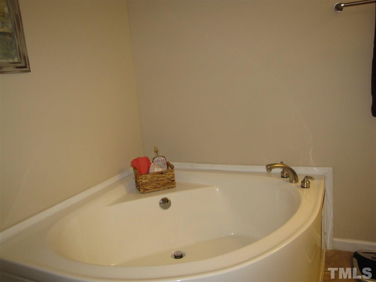 1150 Baker Farm Road Burlington, NC 27217 - Photo 15 of 25 Gallery Image 15