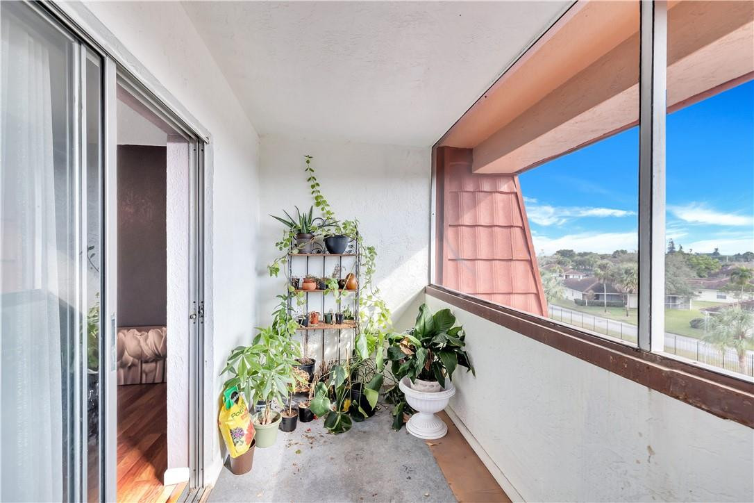 22615 Southwest 66th Avenue, Unit 402 Boca Raton, FL 33428 - Photo 13 of 23 Photo 13