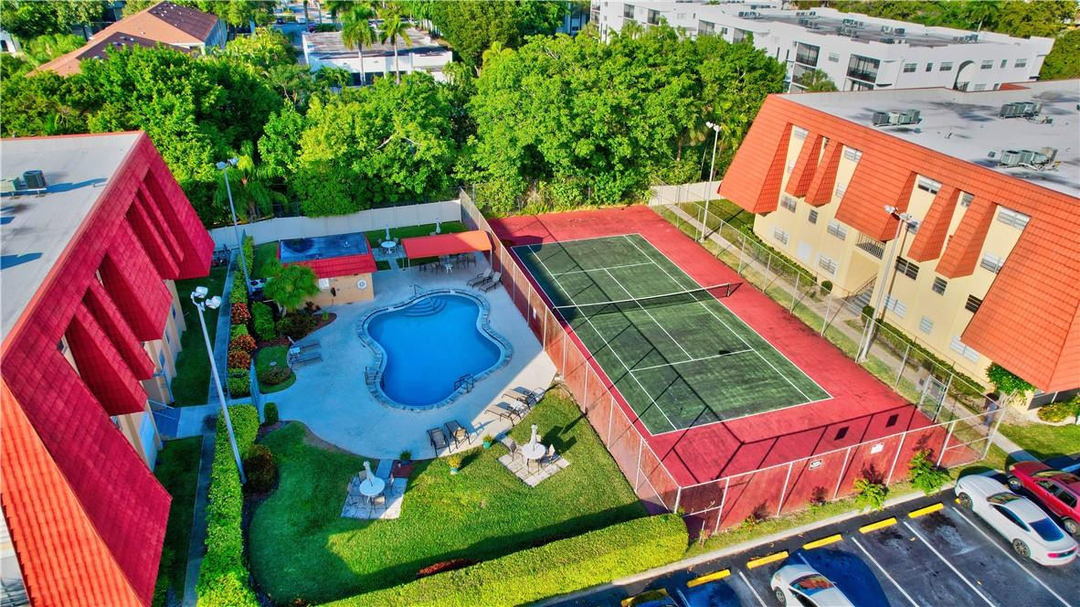 22615 Southwest 66th Avenue, Unit 402 Boca Raton, FL 33428 - Photo 15 of 23 Photo 15