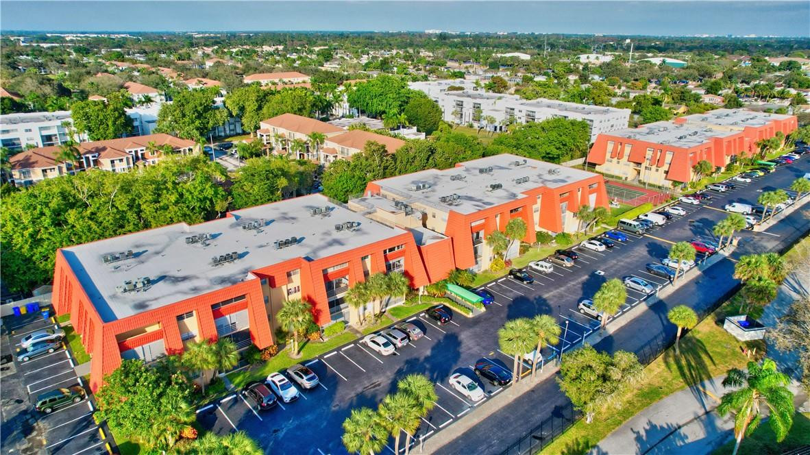 22615 Southwest 66th Avenue, Unit 402 Boca Raton, FL 33428 - Photo 19 of 23 Photo 19