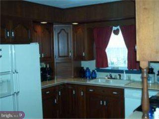1040 Stouchsburg Road Richland, PA 17087 - Photo 4 of 6 Gallery Image 4