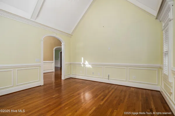 $1,064,000 | 951 White Horse Drive, Greenville, NC 27834