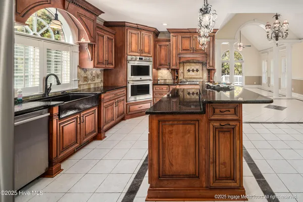 $1,064,000 | 951 White Horse Drive, Greenville, NC 27834
