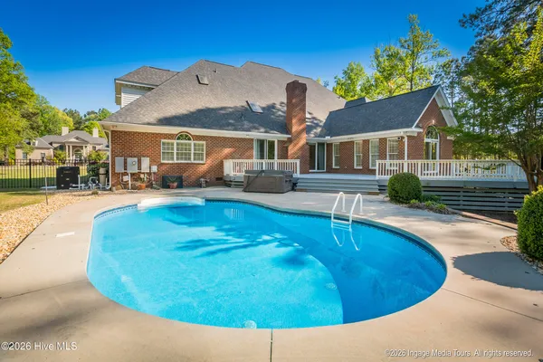 $1,064,000 | 951 White Horse Drive, Greenville, NC 27834