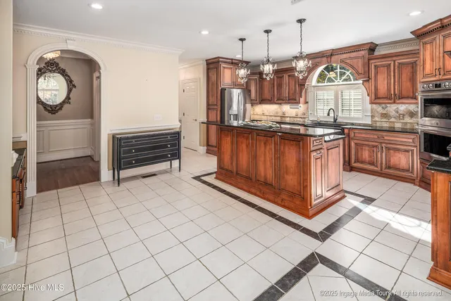 $1,099,000 | 951 White Horse Drive, Greenville, NC 27834