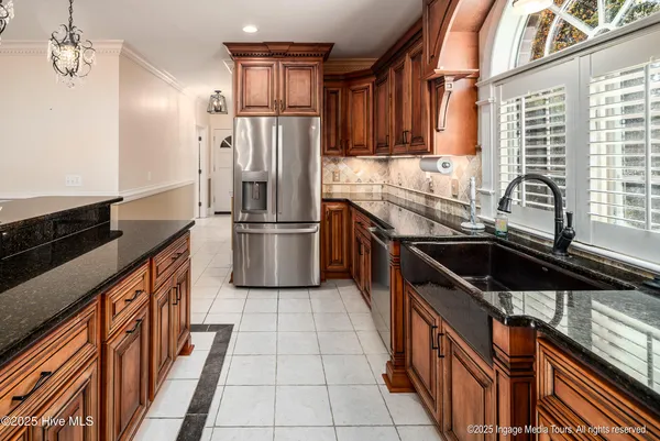 $1,064,000 | 951 White Horse Drive, Greenville, NC 27834