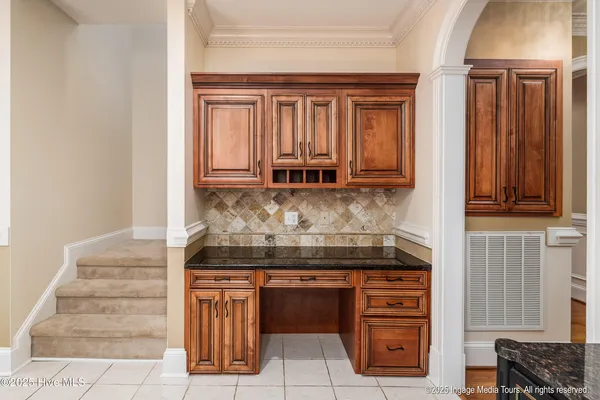 $1,064,000 | 951 White Horse Drive, Greenville, NC 27834