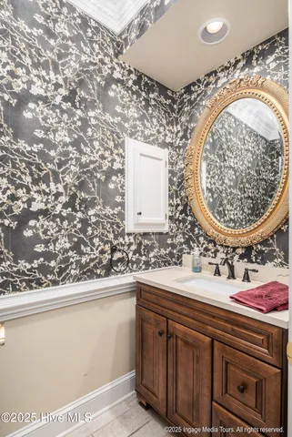 $1,099,000 | 951 White Horse Drive, Greenville, NC 27834