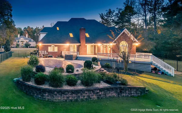$1,064,000 | 951 White Horse Drive, Greenville, NC 27834