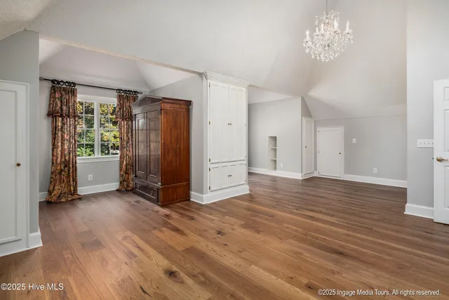 $1,099,000 | 951 White Horse Drive, Greenville, NC 27834