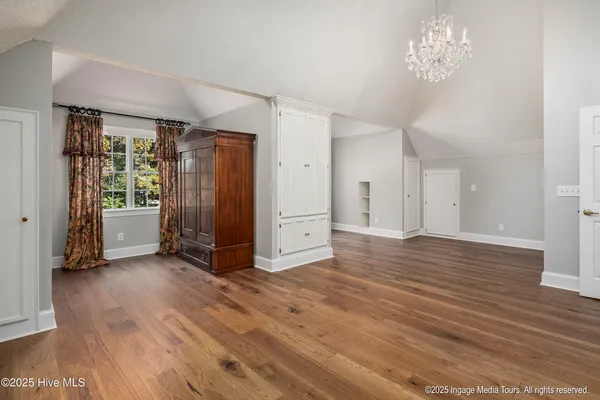 $1,064,000 | 951 White Horse Drive, Greenville, NC 27834