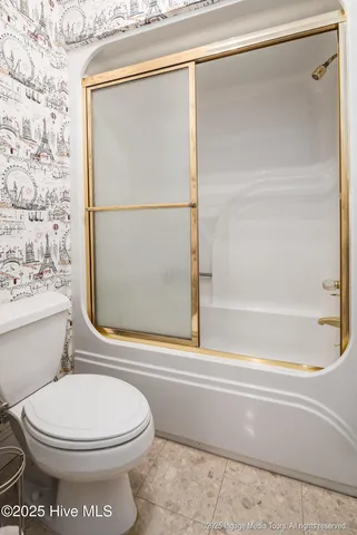 $1,099,000 | 951 White Horse Drive, Greenville, NC 27834