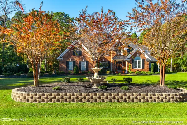 $1,064,000 | 951 White Horse Drive, Greenville, NC 27834