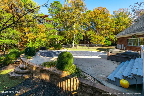 $1,064,000 | 951 White Horse Drive, Greenville, NC 27834