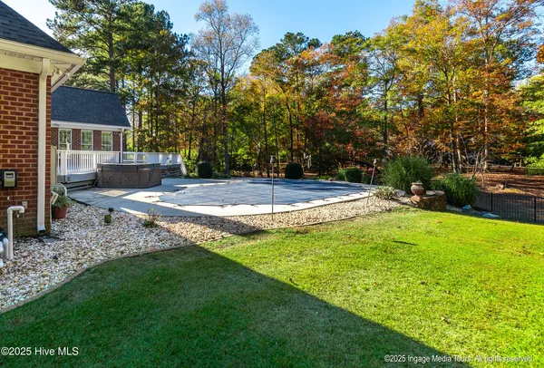$1,064,000 | 951 White Horse Drive, Greenville, NC 27834