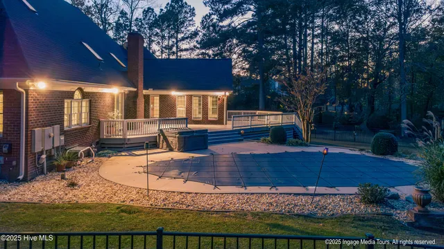 $1,099,000 | 951 White Horse Drive, Greenville, NC 27834