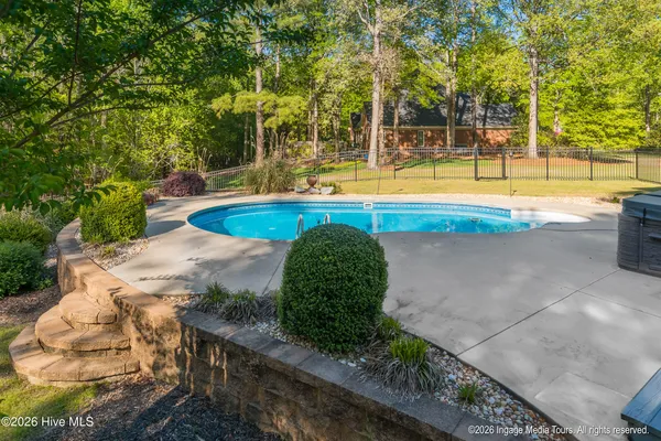 $1,064,000 | 951 White Horse Drive, Greenville, NC 27834