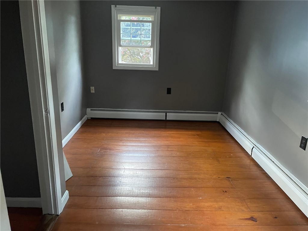 32 Tremont Street Warwick, RI 02889 - Photo 11 of 17 Second Floor