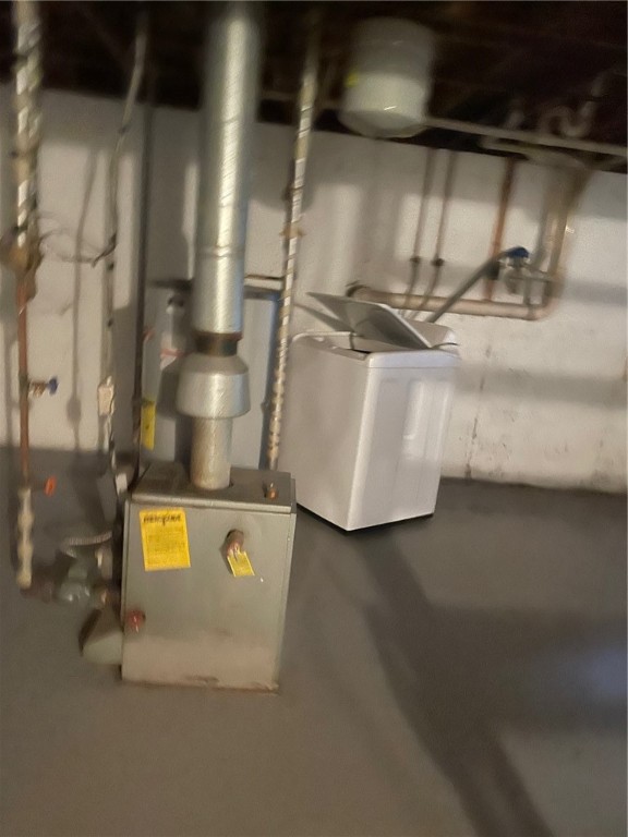 32 Tremont Street Warwick, RI 02889 - Photo 12 of 17 Utilities