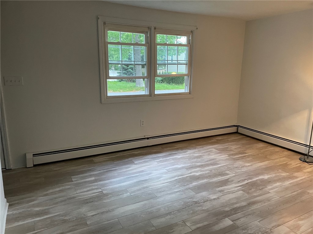 32 Tremont Street Warwick, RI 02889 - Photo 7 of 17 First Floor