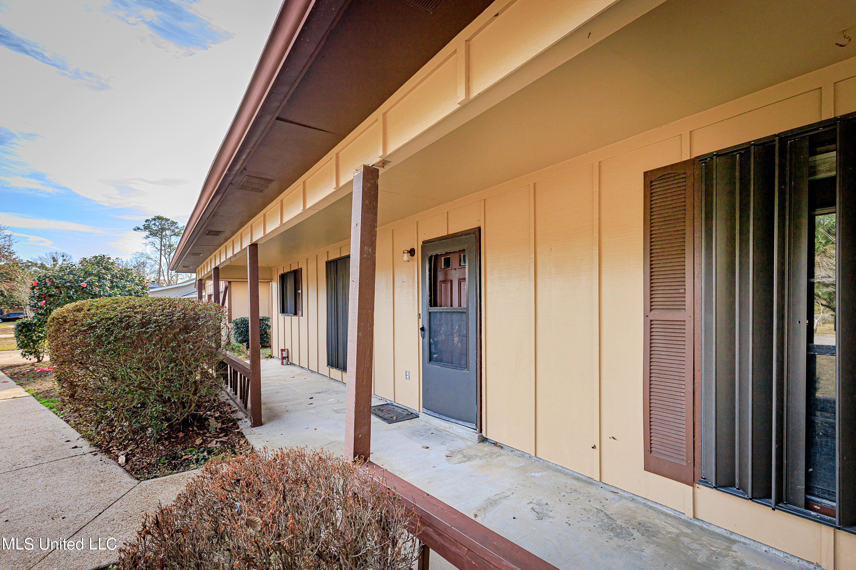 1327 Diller Road Ocean Springs, MS 39564 - Photo 37 of 40 IMG_0411