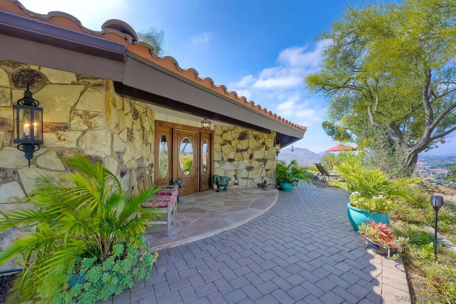 14102 Summit Crest Escondido, CA 92025 - Photo 13 of 52 a pathway with a yard