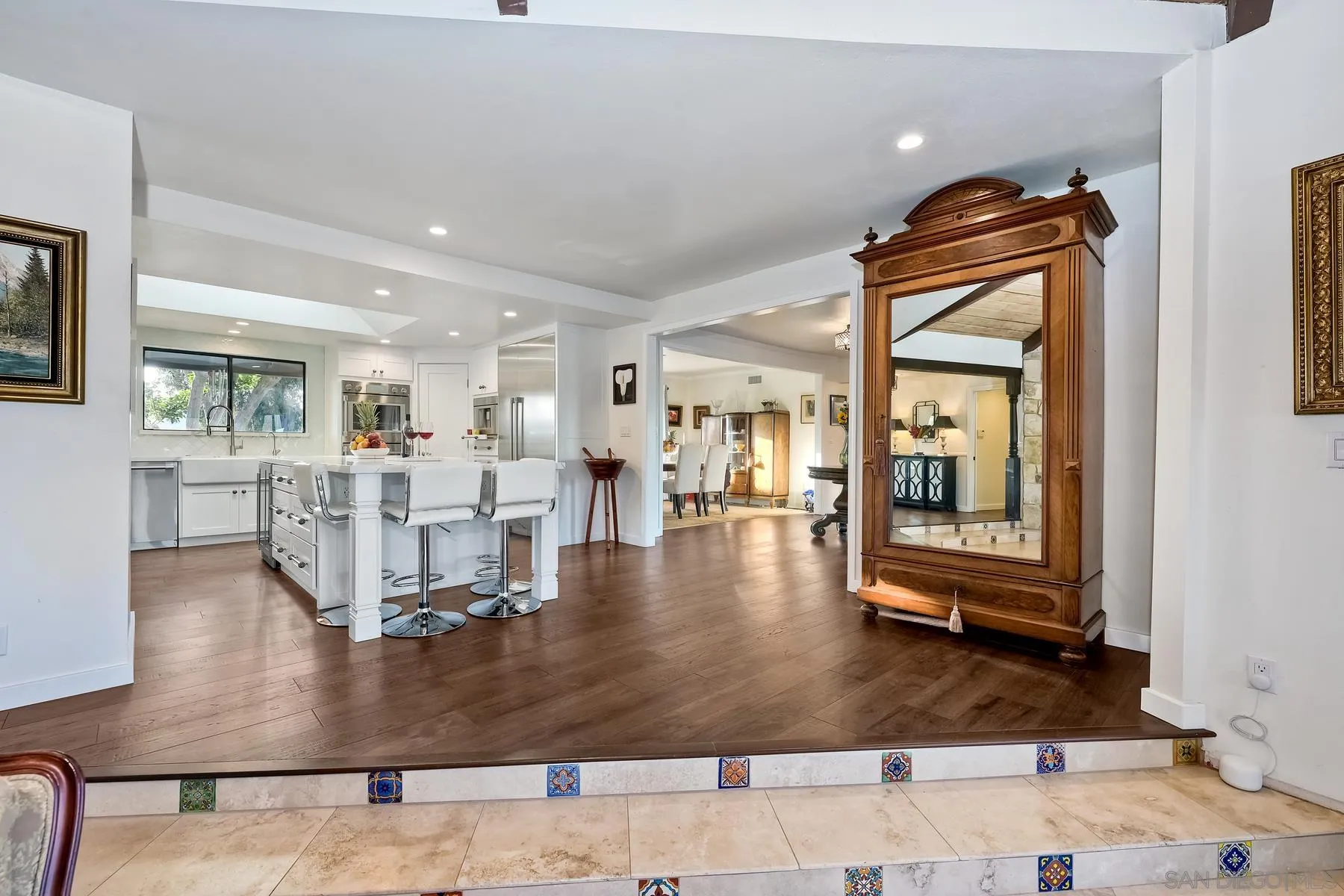 14102 Summit Crest Escondido, CA 92025 - Photo 17 of 52 a view of a living room and dining room