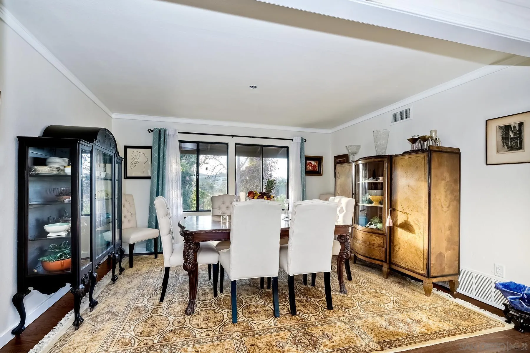 14102 Summit Crest Escondido, CA 92025 - Photo 23 of 52 a view of a dining room with furniture