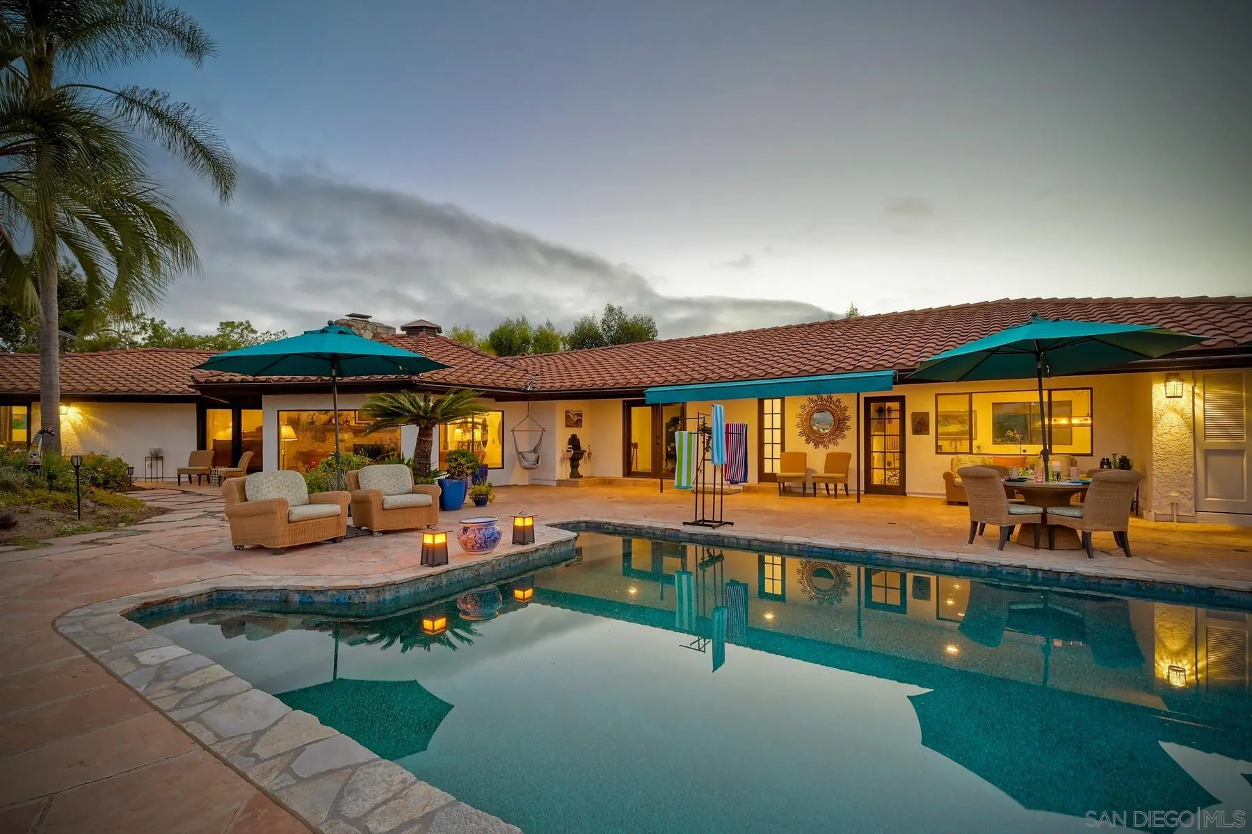 14102 Summit Crest Escondido, CA 92025 - Photo 3 of 52