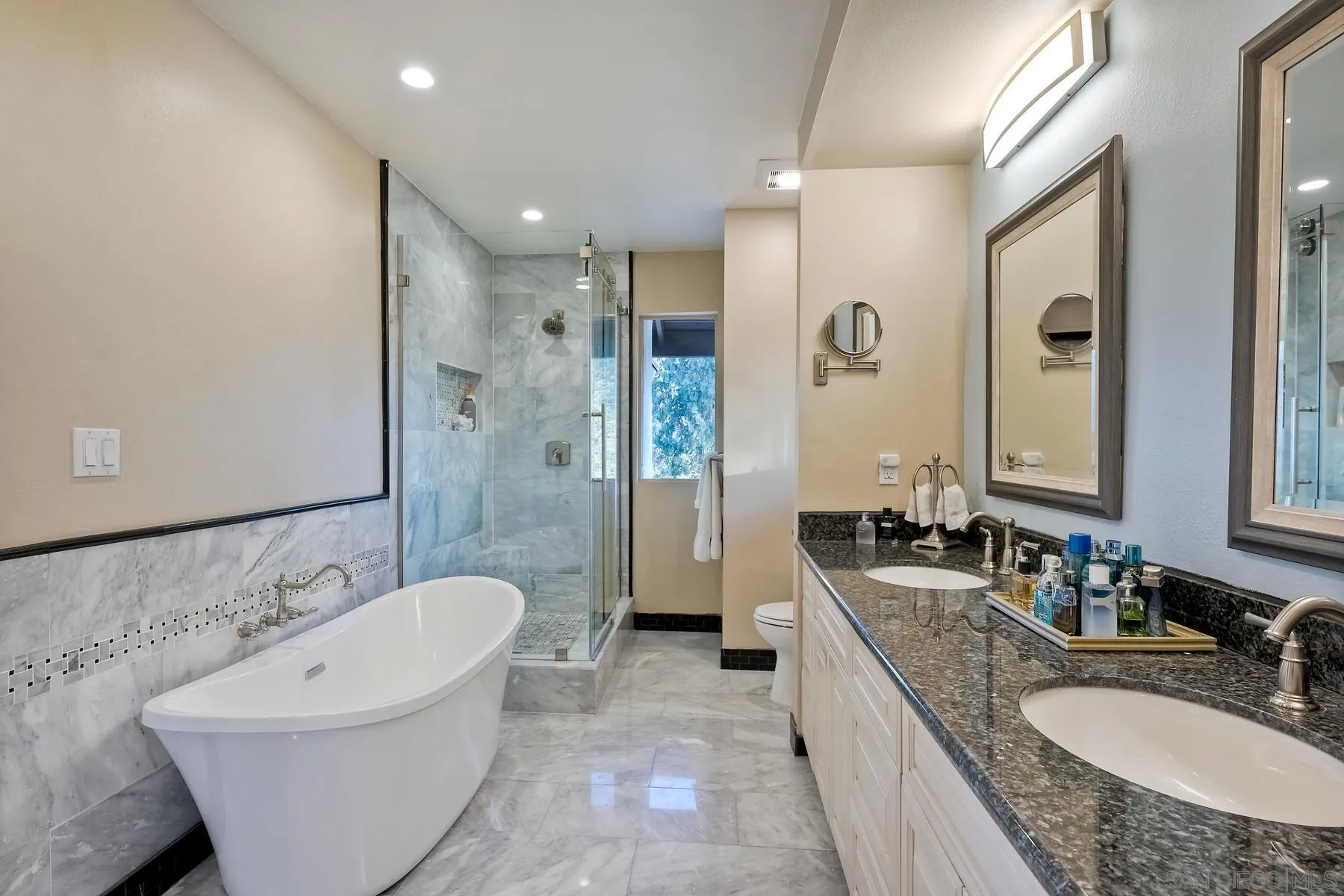 14102 Summit Crest Escondido, CA 92025 - Photo 32 of 52 a bathroom with a granite countertop tub sink and mirror
