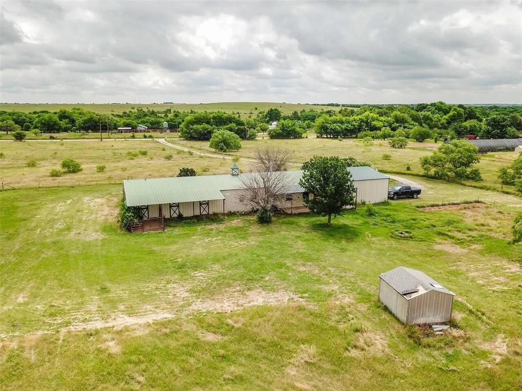 13630 North County Line Road Ponder, TX 76259 - Photo 16 of 20