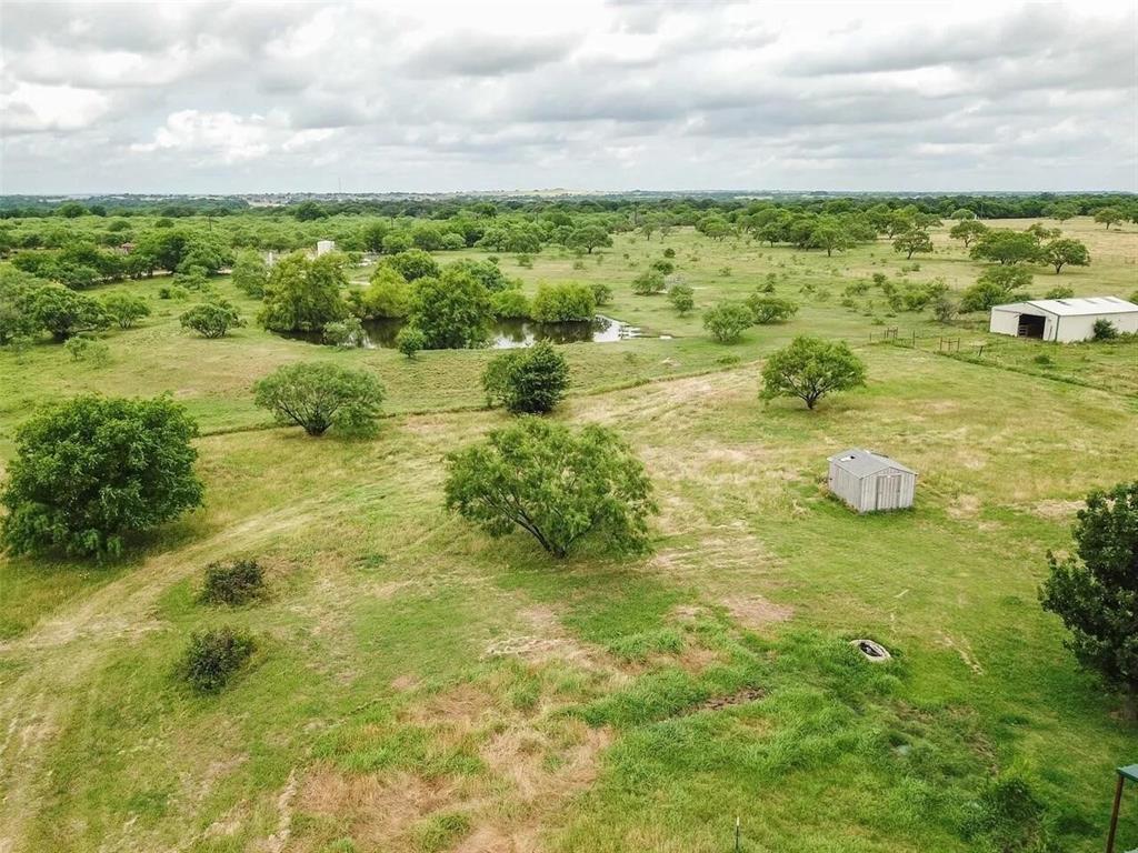 13630 North County Line Road Ponder, TX 76259 - Photo 18 of 20