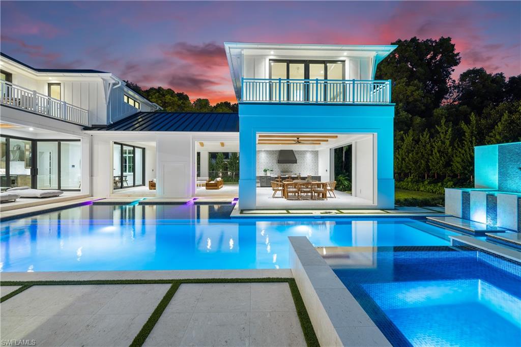 1405 Mandarin Road Naples, FL 34102 - Photo 13 of 50