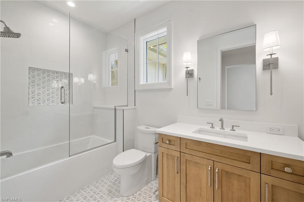 1405 Mandarin Road Naples, FL 34102 - Photo 41 of 50