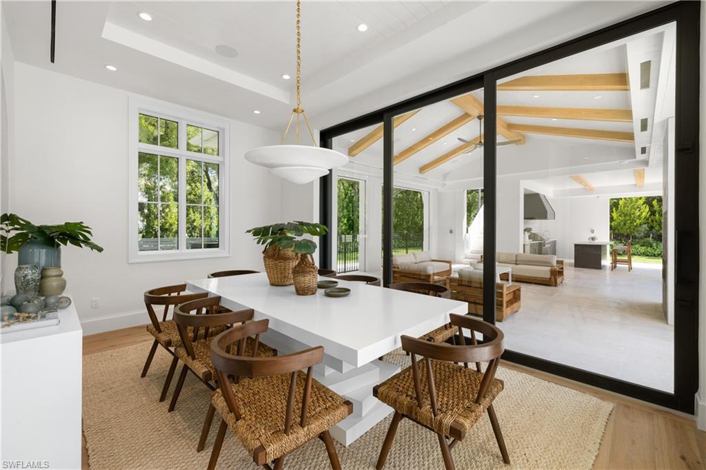 1405 Mandarin Road Naples, FL 34102 - Photo 10 of 50