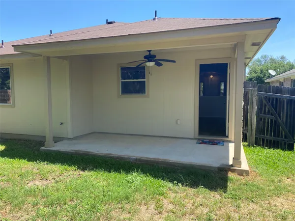 $2,250 | 1315 Mojave Bend, Leander, TX 78641