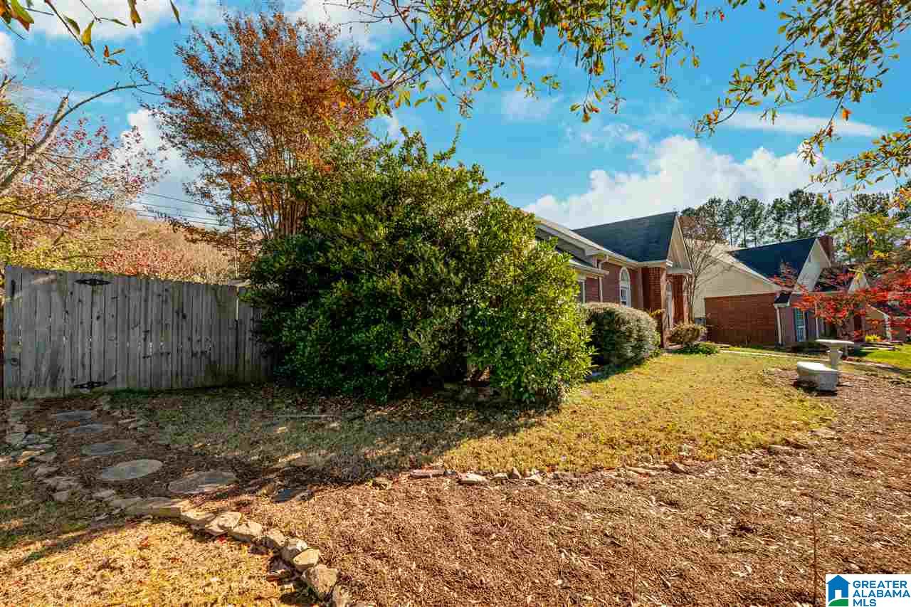 101 Norridge Place Pelham, AL 35124 - Photo 4 of 28