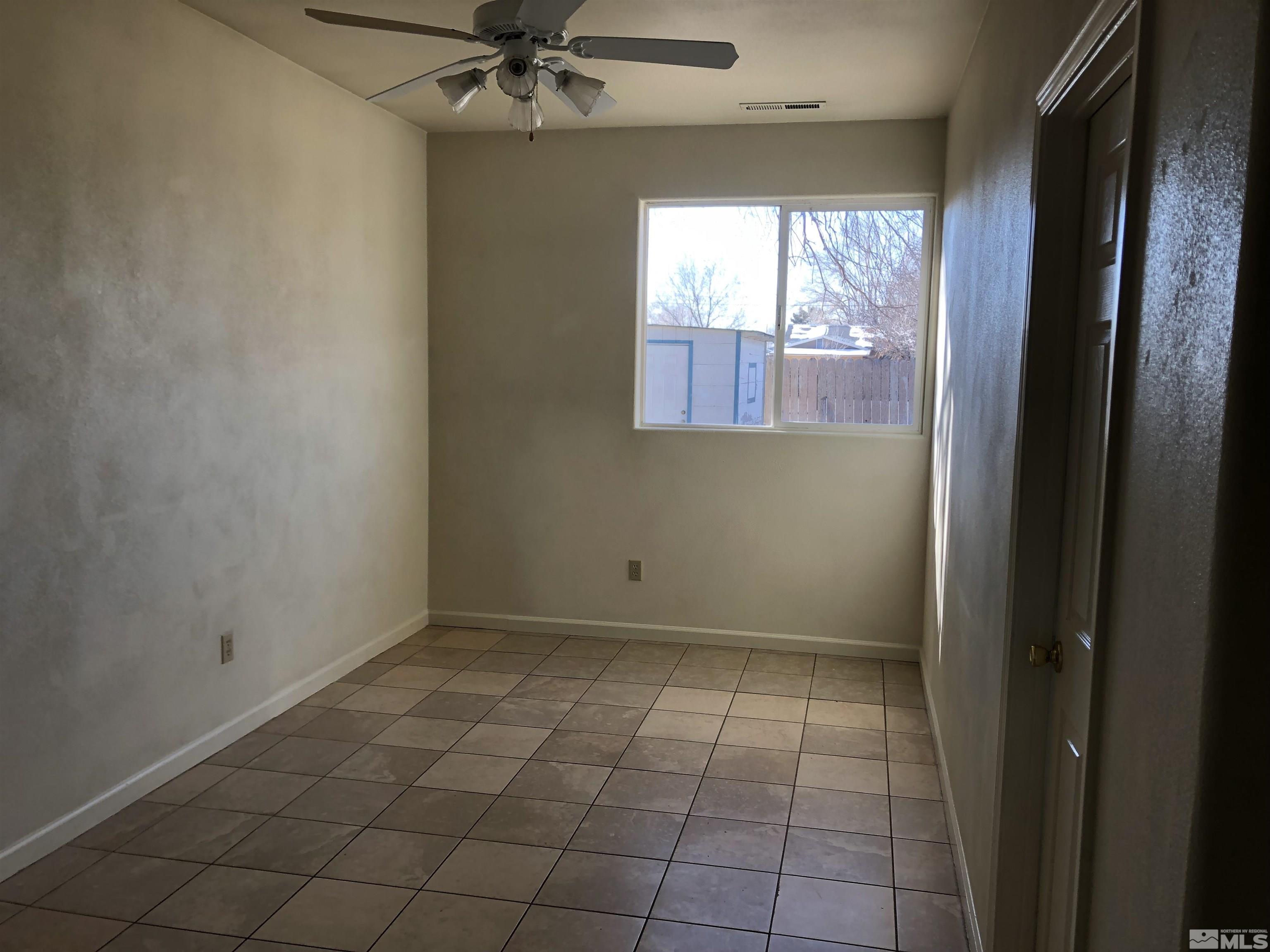 1490 Oliver Avenue Reno, NV 89512 - Photo 7 of 23 Photo 7