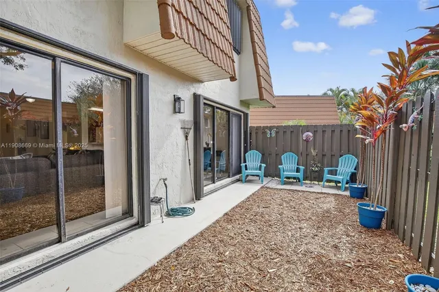 a view of outdoor space with entertaining space