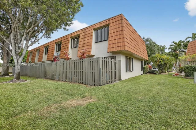 $499,900 | 1413 Southwest 109th Way, Davie, FL 33324