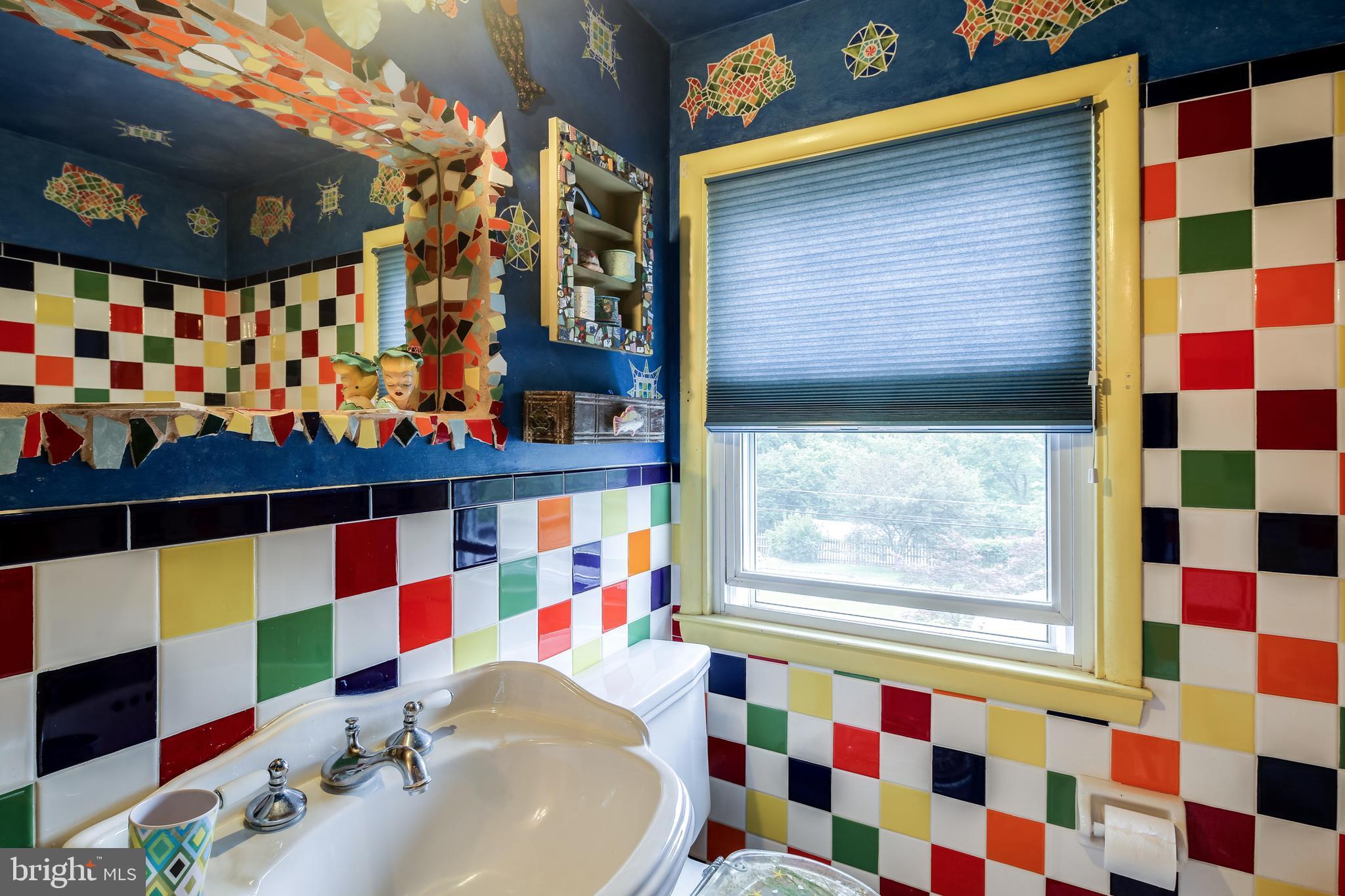 1333 Heather Hill Road Baltimore, MD 21239 - Photo 14 of 27 Bath
